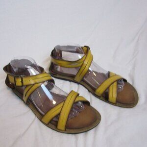 Clarks Billie Jazz Leather Gladiator Sandals Flats Yellow Brown Buckle Womens 10